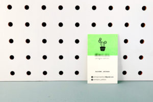 シンプルでかわいいイラストのショップカード